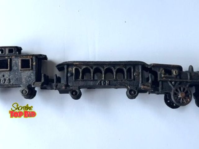 Lot 59-20192 - Three piece Hubley cast train set. 18" x 3 &amp; 3 1/2"