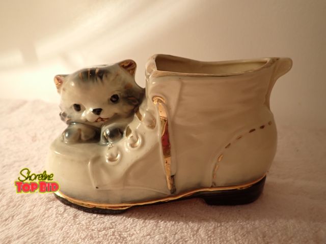 Lot 59-43412 - Vintage Cat &amp; Boot Planter 23K Gold