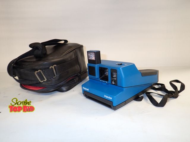 Lot 59-14161 - 1980s Vintage Bright Blue Polaroid Impulse 600 Instant Film Camera with Case, Like New