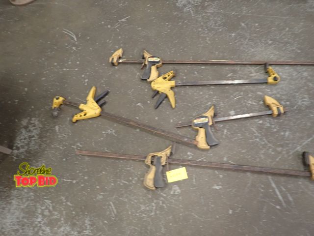 Lot 59-20159 - 5 Quick-Grip Clamps