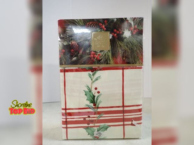 Lot 59-41479 - Lenox holiday oval tablecloth 60" X 84"