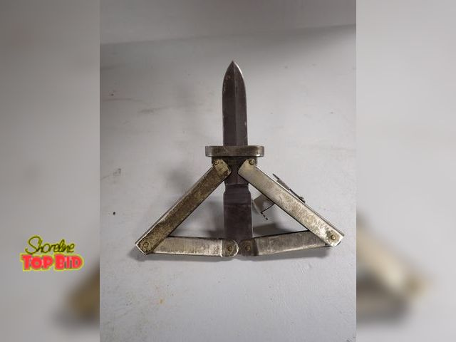 Lot 59-14181 - WW2 German Paratrooper Folding Pocket Knife