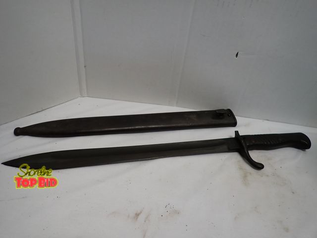 Lot 59-10415 - Original WWI German Model 1898/05 Butcher Bayonet with Scabbard