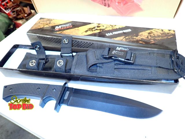 Lot 59-33226 - M-Tech New Xtreme Fighting/Hunting Knife