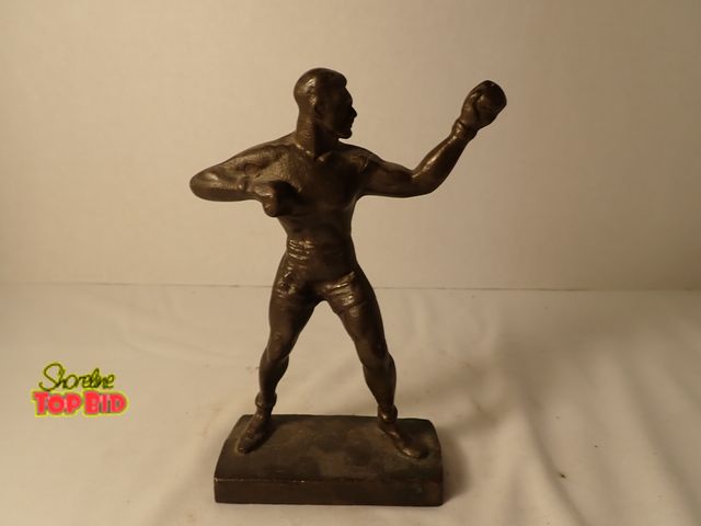 Lot 59-20046 - 1920s or 1930s Bronze Boxing Statue Art Deco 6" tall