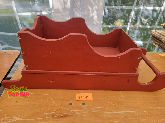 Lot 59-93245 - 1 Wooden Sleigh Beautiful Wooden Decor Sleigh! Perfect for the holidays, or year-round.