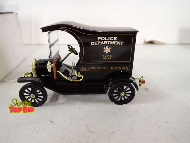 Lot 59-50033 - National Motor Museum 1913 Ford Model T Police Paddy Wagon