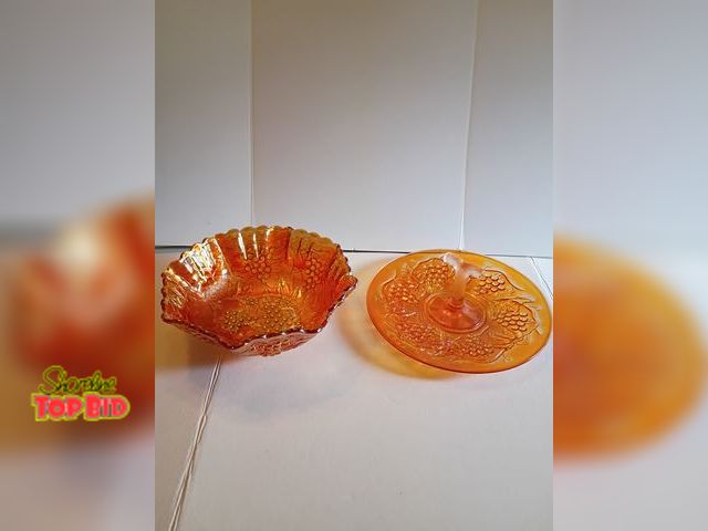 Lot 59-10206 - Imperial glass marigold . Bowl 10 inches across and has the imperial glass mark on base. Tray doe no...