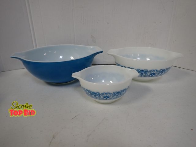 Lot 59-21081 - Vintage Pyrex Nesting/Mixing Bowls Cinderella Pattern, Horizon Blue is the Color #s 441, 443, 444 - ...