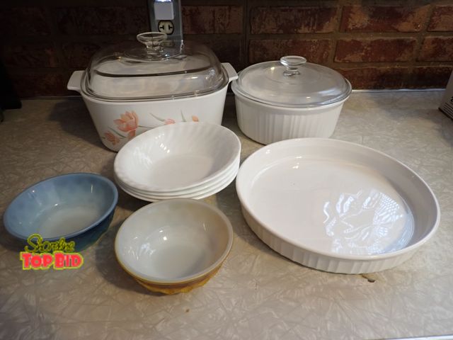 Lot 59-43561 - Vintage Corning Ware &amp; Fire King Lot