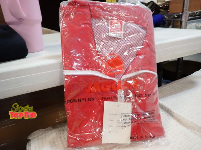 Lot 59-45058 - New Old Stock Vintage from 1970s to 1980s Jaguar 100% Nylon Taffeta Running Suit Size XLarge, Never ...