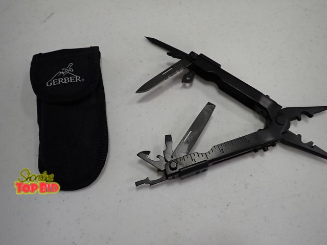 Lot 59-20105 - Gerber Multi-Tool with Case