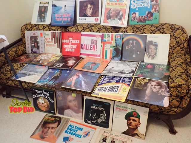 Lot 59-43542 - Vintage Vinyl Record Lot