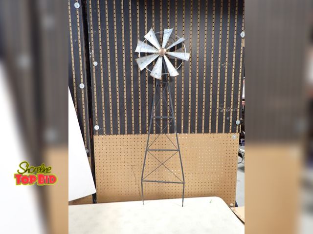 Lot 59-41264 - Windmill Yard Art