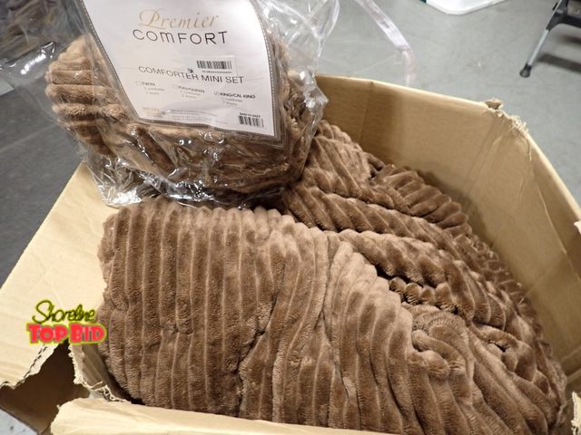 Lot 59-21468 - Never Used King Size Comforter with 2 King Size Pillow Shams, Chocolate Color, Very Soft