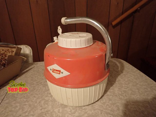 Lot 59-43373 - Mid-Century Coleman Drinking Cooler