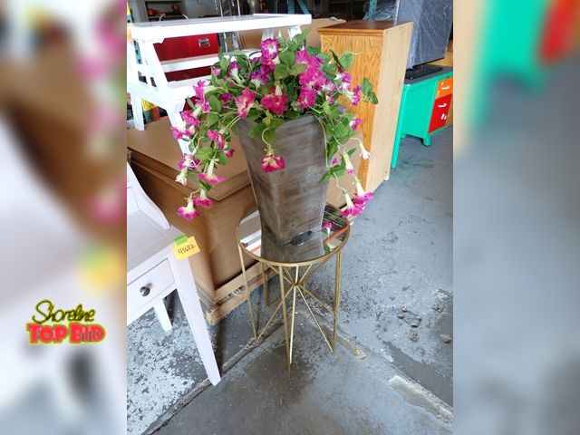 Lot 59-43681 - Beautiful Side Table/Plant Stand with Vase &amp; Flower Arrangement