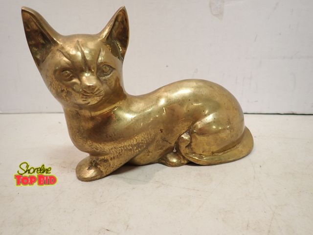 Lot 59-14551 - Mid-Century Heavy Brass Resting Feline 5" x 7"