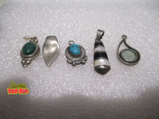 Lot 59-80022 - sterling  Other 5 small sterling silver charms or earrings ,onyx, teardrop, ++