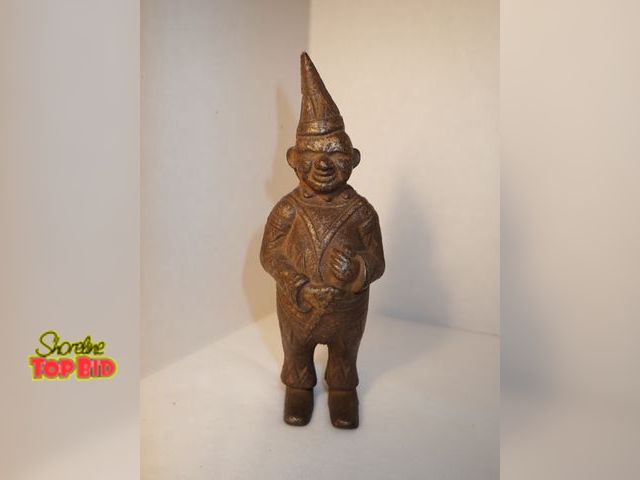 Lot 59-20077 - Antique Cast Iron Clown Still Bank. Early 1900s by A.C. Williams, Est. Value $30 to $60. 6" tall
