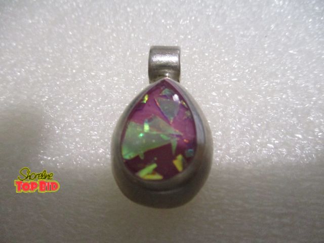 Lot 59-80010 - Necklace vintage Mexican Mystic topaz pendent