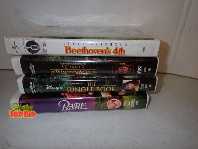 Lot 59-51031 - 4 VHS Movies