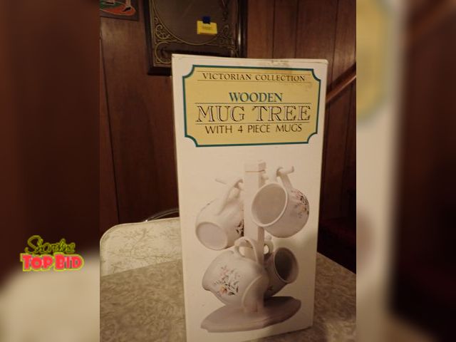 Lot 59-43384 - Victorian Collection Wooden Mug Tree