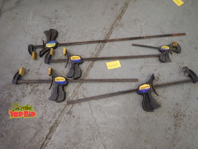 Lot 59-20167 - 5 Quick-Grip Clamps
