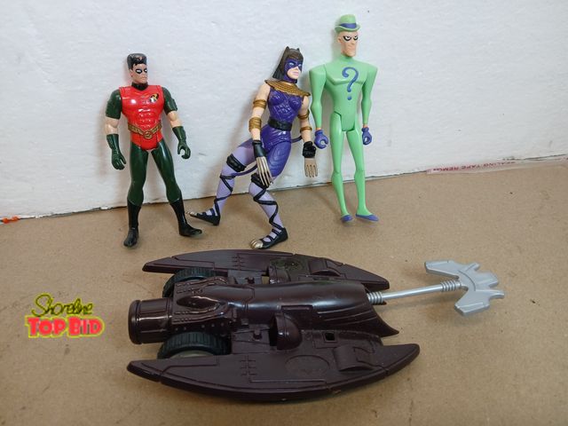 Lot 59-71033 - Batman Action Figures Robin DC Comics Riddler Cat Woman Vintage 1990s  Lot Of 4