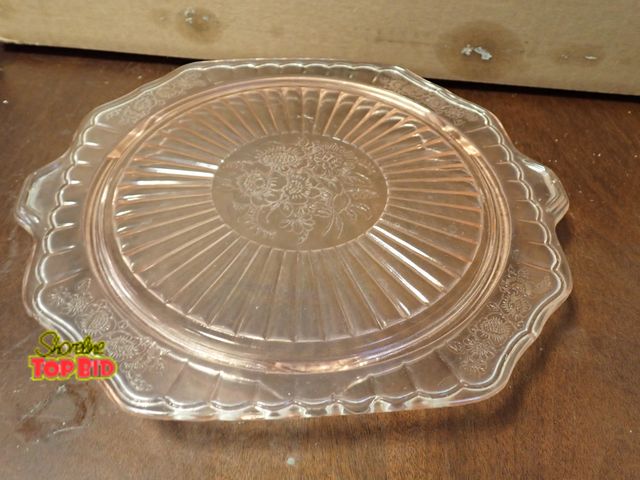 Lot 59-10254 - Pink Depression Glass Cake Plate, Mayfair Pattern by Anchor Hocking 1920s to 1930s. No Chips or Crac...