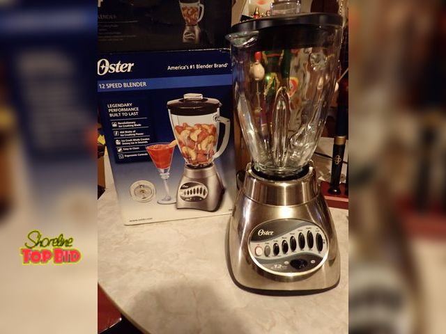 Lot 59-43261 - Oster 12-Speed Blender with Glass Pitcher, Works