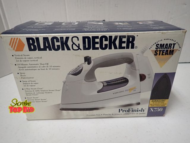 Lot 59-21056 - Black &amp; Decker Iron