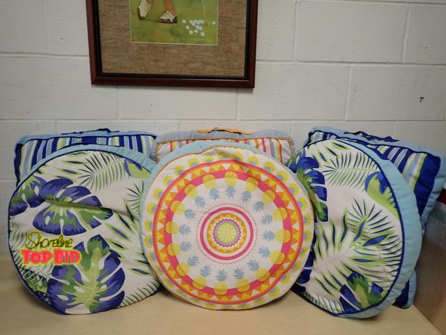 Lot 59-45044 - 6 Outside Seat Cushions, 3 Round, 3 Square