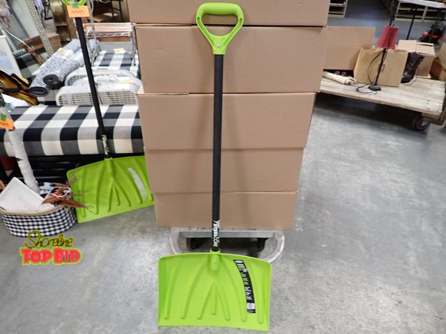 Lot 59-43194 - Suncast Steelcore Snow Shovel