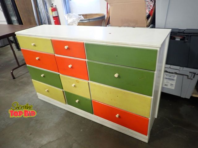 Lot 59-96063 - 12-Drawer Dresser