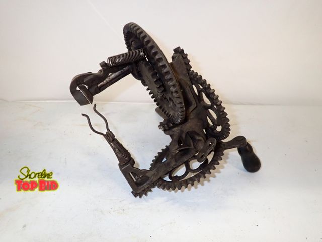 Lot 59-14468 - Ca. 1870 Hand Crank Cast Iron Apple Peeler, Working by Sinclair-Scott Model Baltimore U.S.A.