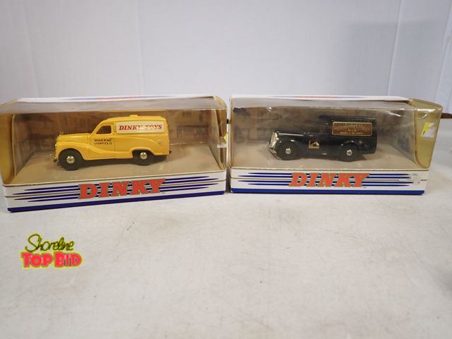 Lot 59-41181 - 2 Dinky Matchbox Diecast Vehicles 1953 Austin A40 &amp; 1948 Commer 8 CWT Van