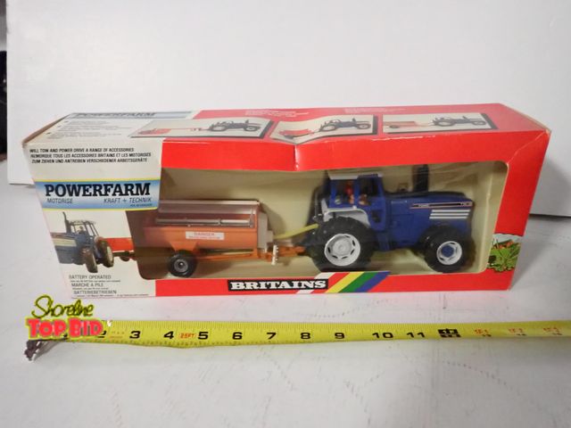 Lot 59-43331 - Britians Power Farm Ford TW-35 Tractor Gift Set, Die-Cast 1/32 Scale, Mint Condition, Never Opened, ...