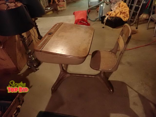 Lot 59-43391 - Vintage School Desk