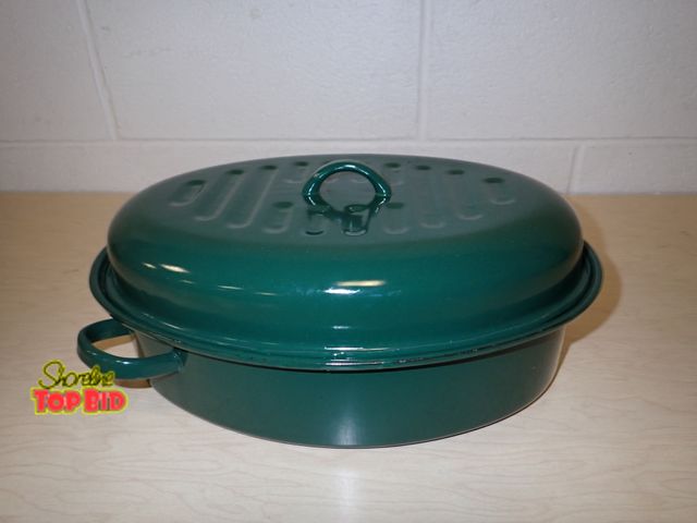 Lot 59-13054 - Green Oval Enameled Dutch Oven Roasting Pan