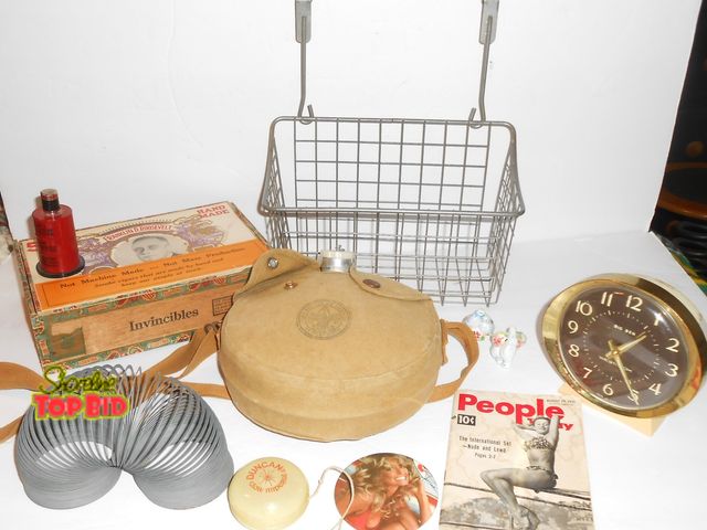 Lot 59-74278 - Vintage Collectibles Lot - includes - Boys Scout canteen, Metal Slinky, Farrah Pinback, 1951 People ...