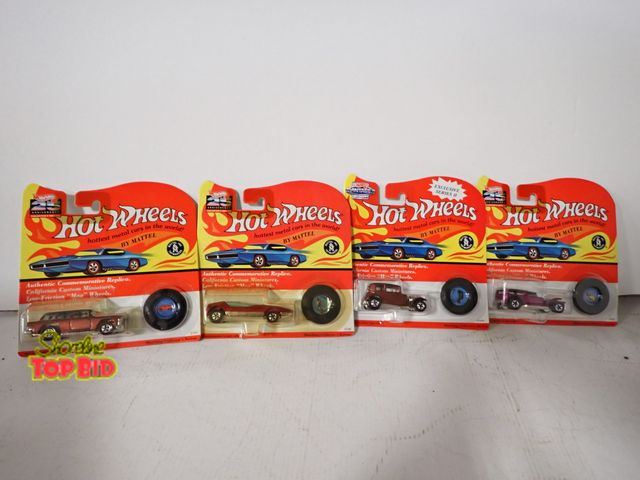 Lot 59-43730 - 4 Hot Wheels Collector Cars Unopened Mint Condition in Original Packaging