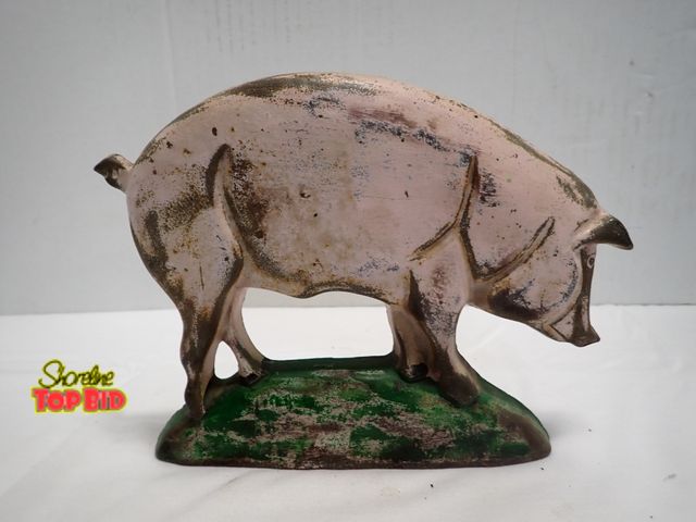 Lot 59-10227 - Vintage Cast Iron Pig Door Stop, Rustic or Farmhouse Decor 8.5" x 6.5"