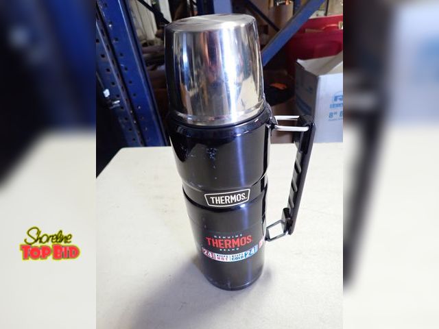 Lot 59-21423 - Black Genuine Thermos Brand 40 oz. Vacuum Insulated Beverage Bottle