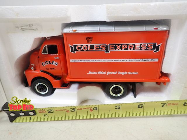 Lot 59-41150 - First Gear 1952 GMC Dry Goods Van, 1/34 Scale Diecast