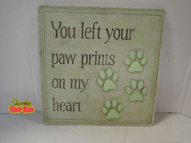 Lot 59-43463 - Pet Memorial Garden Stone/Wall Decor Wind &amp; Weather Paw Prints
