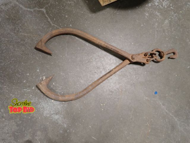 Lot 59-10019 - Industrial Railroad Tie Rail Timber Log Ice Tongs