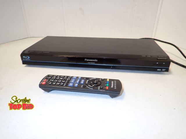 Lot 59-21487 - Panasonic Blue-Ray DVD Player with Remote