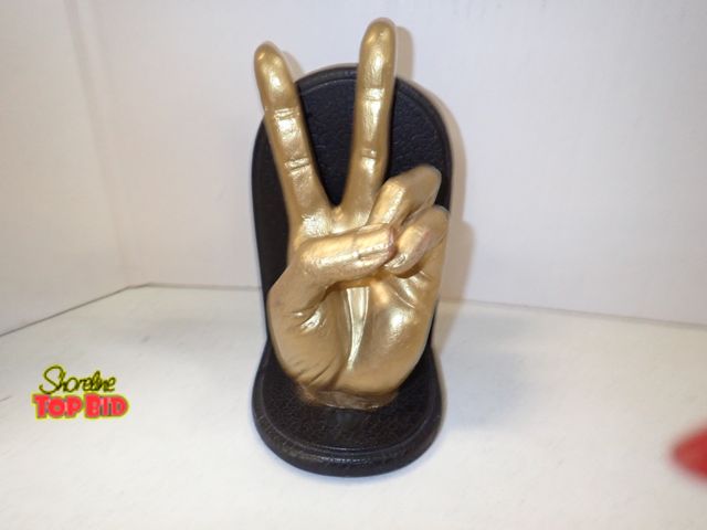 Lot 59-43588 - Peace Sign Hand Sculpture