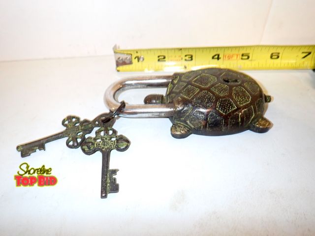 Lot 59-10307 - Solid Brass Tortoise Lock with 2 Keys, Antique, Working